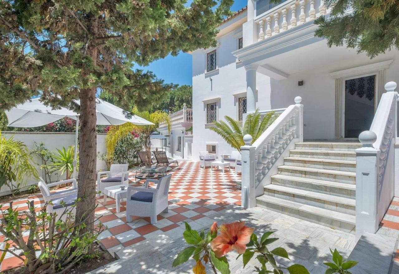 Villa Domus Vesta มาร์เบยา ภายนอก รูปภาพ