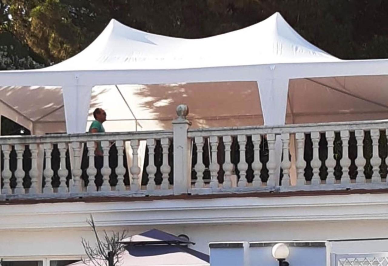 Villa Domus Vesta มาร์เบยา ภายนอก รูปภาพ