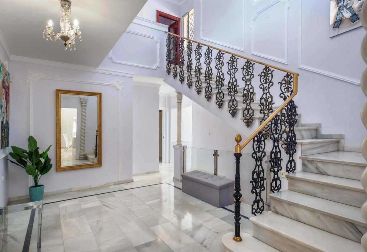 Villa Domus Vesta มาร์เบยา ภายนอก รูปภาพ